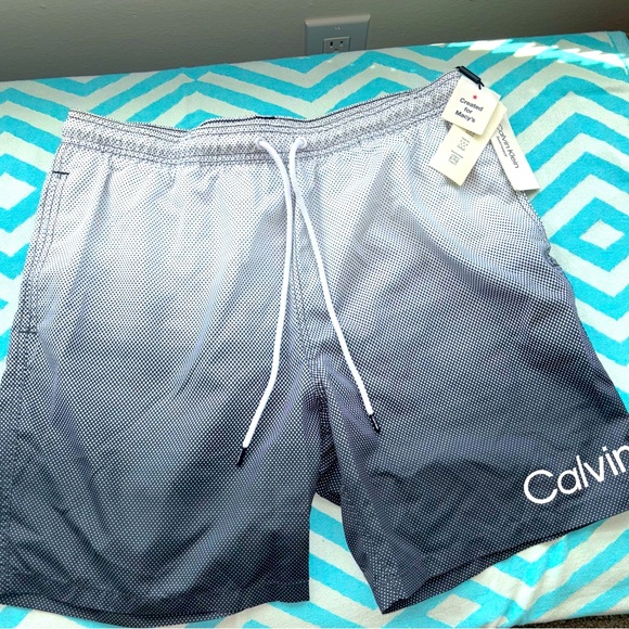 BNWT Calvin Klein Swim Trunks | Men’s Large | UV Protection | $7 - Picture 4 of 10